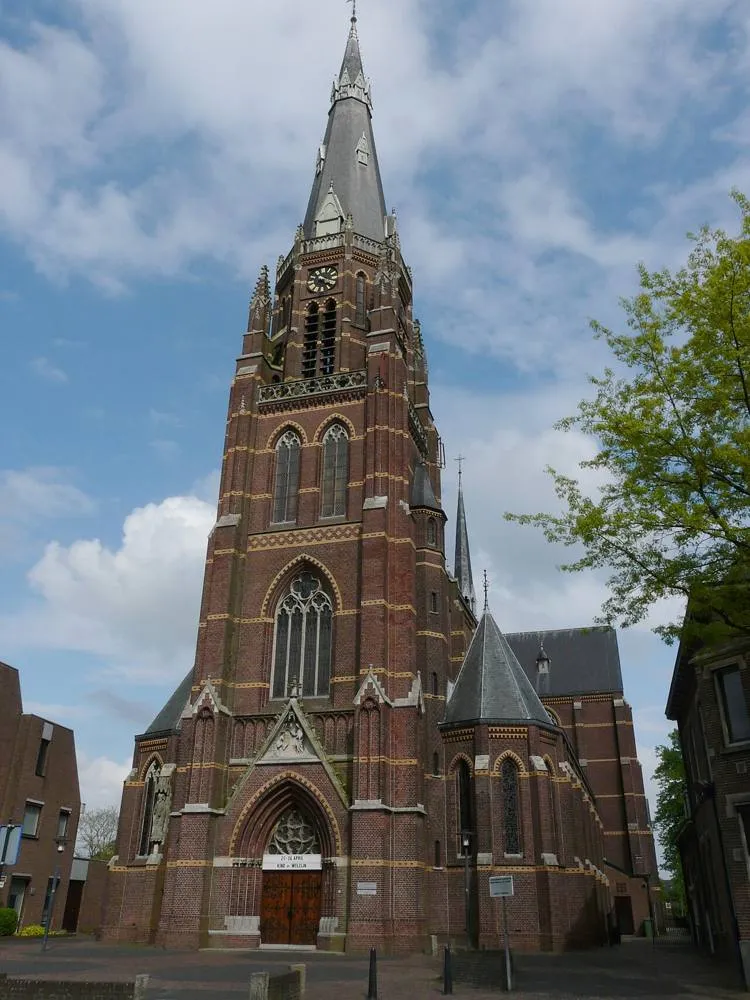 Rijen: P1020249 copyMaria-Magdalenakerk